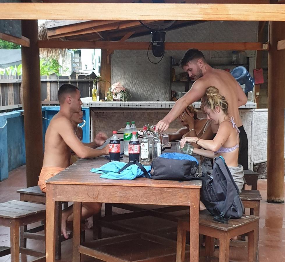 Tropical House Bungalows Gili Trawangan Extérieur photo