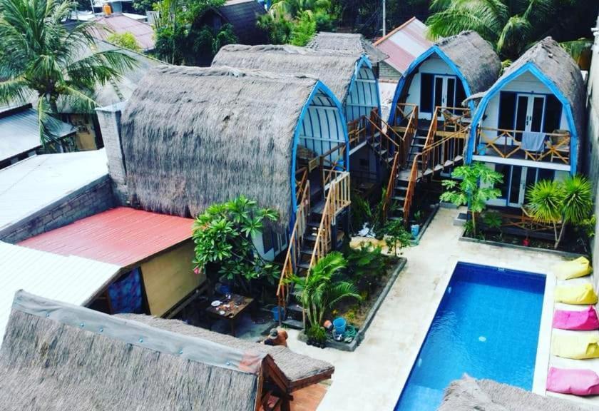 Tropical House Bungalows Gili Trawangan Extérieur photo