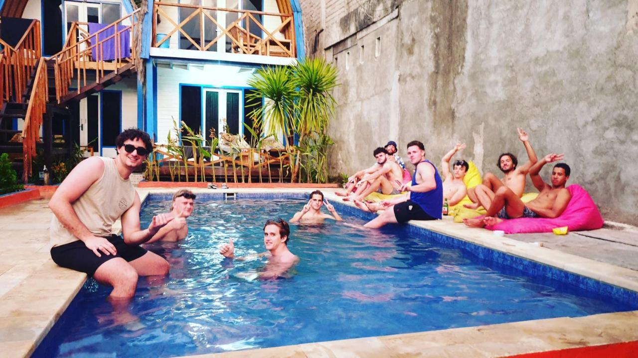 Tropical House Bungalows Gili Trawangan Extérieur photo