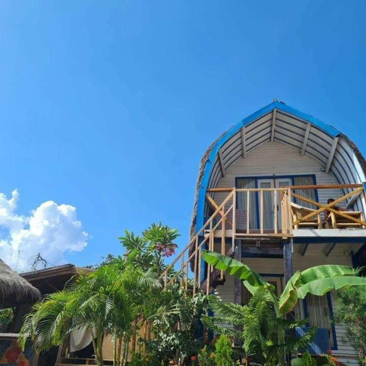 Tropical House Bungalows Gili Trawangan Extérieur photo